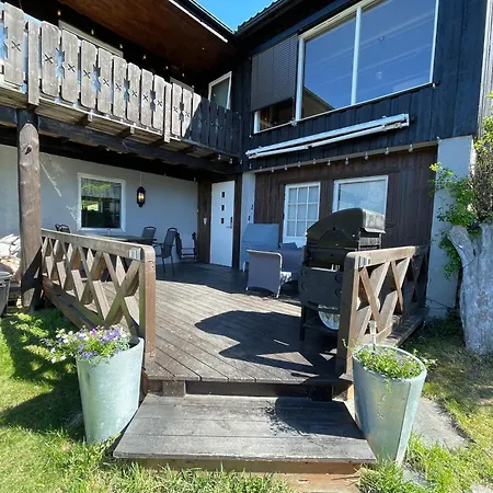 Hyggelig Og Velutstyrt I Sentrum * Lom