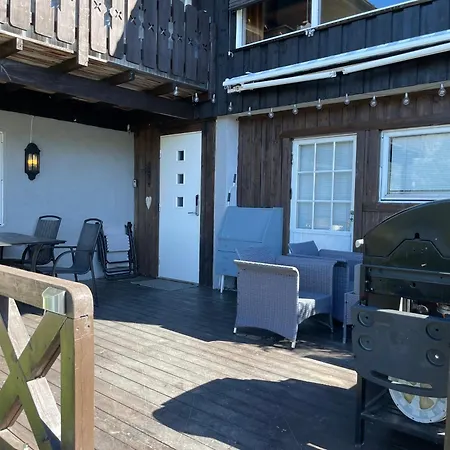 Apartment Hyggelig Og Velutstyrt I Sentrum