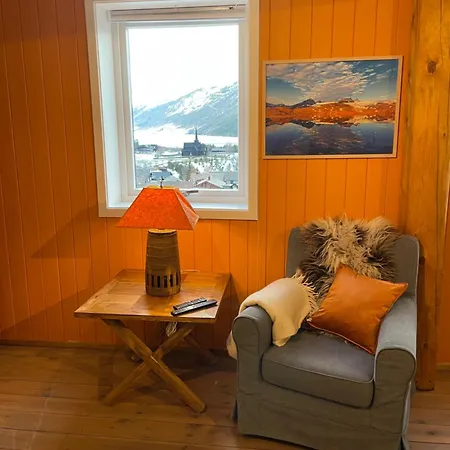 Hyggelig Og Velutstyrt I Sentrum Apartmán