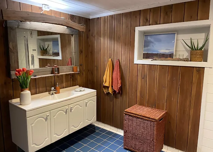 Hyggelig Og Velutstyrt I Sentrum * לום